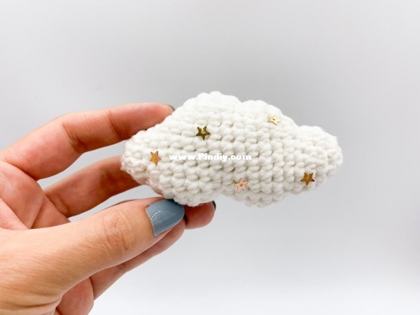 My perfect crochet cloud ornament - Octopus Crochet Design - Clotilde Dhenaut.jpg