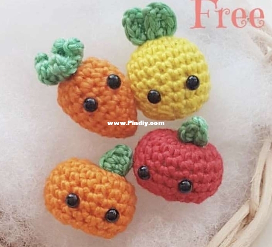 Happygurumi Apple, Orange, Pineapple, Strawberry &amp; Carrot.jpg
