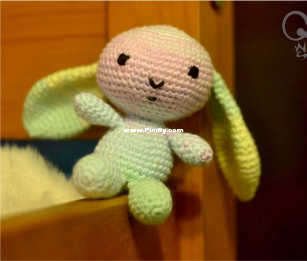 Elicreatures Rainbow Bunny.jpg