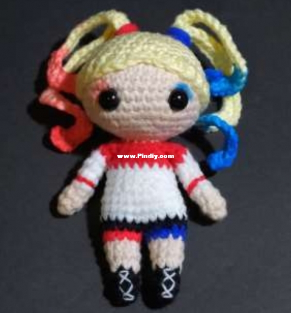 Bela na Agulha Harley Quinn.jpg