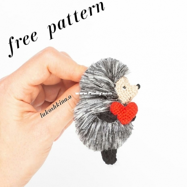 Crochet Toys Basket Olga Lukoshkina Hedgehog 1.jpg