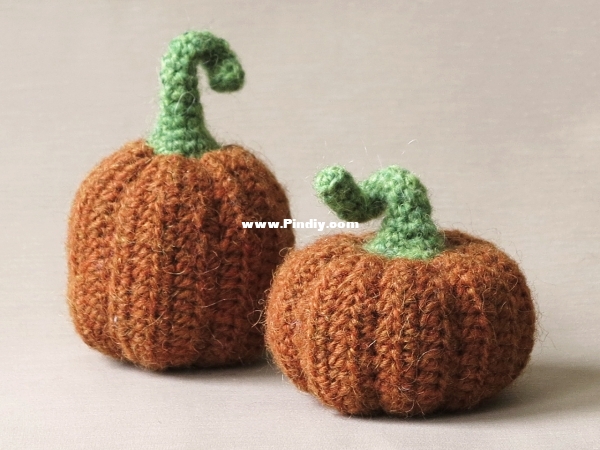 crochet-pumpkin-pattern.jpg