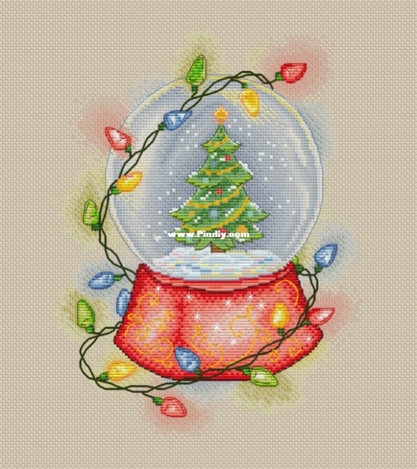 Christmas ball by Lena Averina.jpg