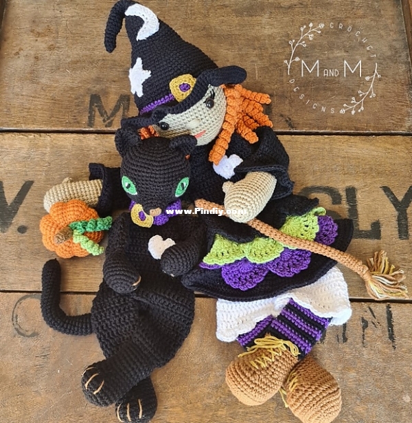 M and M Crochet Designs - Melanie Grobler - Melly Teddy Ragdoll Luna the Witch a.jpg