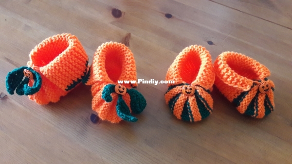 2020 10 19 Pumpkin Booties.jpg