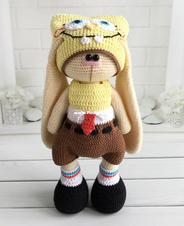 Knittoypatterns - Natalia Solovieva - Sponge Bob outfit - English