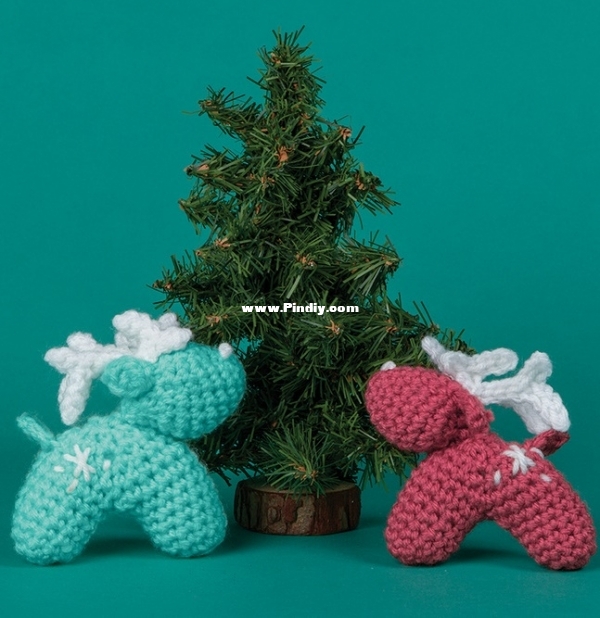 TurtleBunny Creations - by Chrissy Callahan – Reindeer Ornament – Free