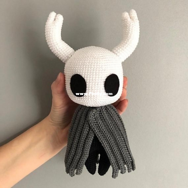 hollow_knight_medium2.jpg