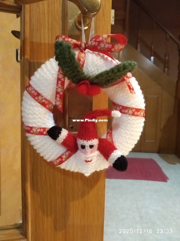 Little wreath