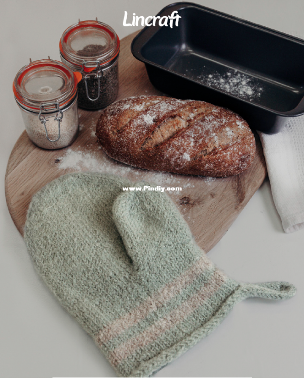 P036 Felted Oven Mitts.png