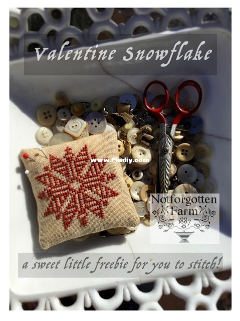 valentine snowflake 2_Fotor.jpg