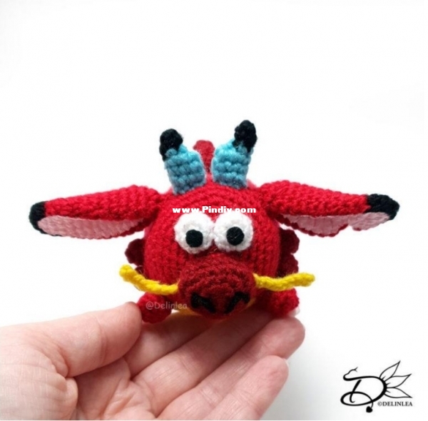 B33. Delinlea - Tsum Tsum - Mushu Tsum Tsum Amigurumi .jpg