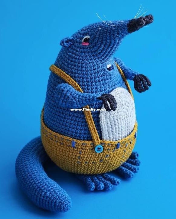 Natura Crochet - Natasha Tischenko - Russian Tourist Misha - English
