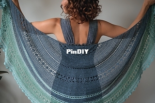 Adelia-Crochet-Ephemeral-Fingering-Shawl_8522__small2.jpg
