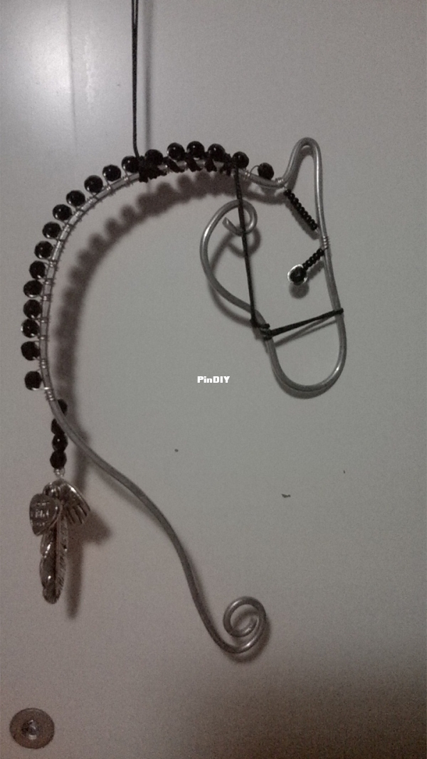 Wire horse
