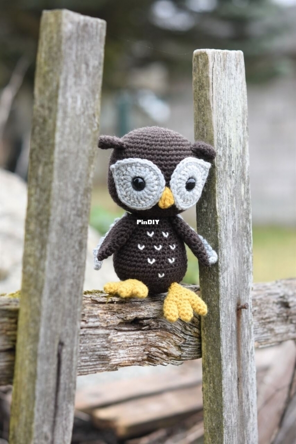 bubo-the-owl-amigurumi-pattern-2.jpg
