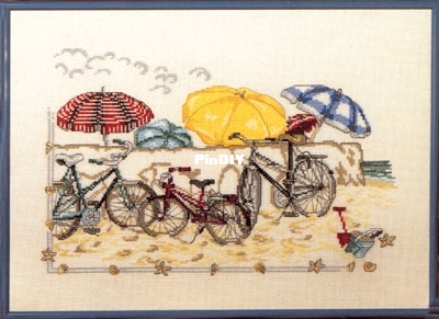 67510-67511 Bikes on the Beach .jpg