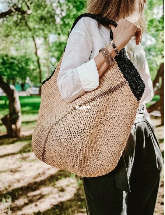 Screenshot 2021-06-08 at 08-36-56 Bags and accessories ( juli ko) • Фото и.png