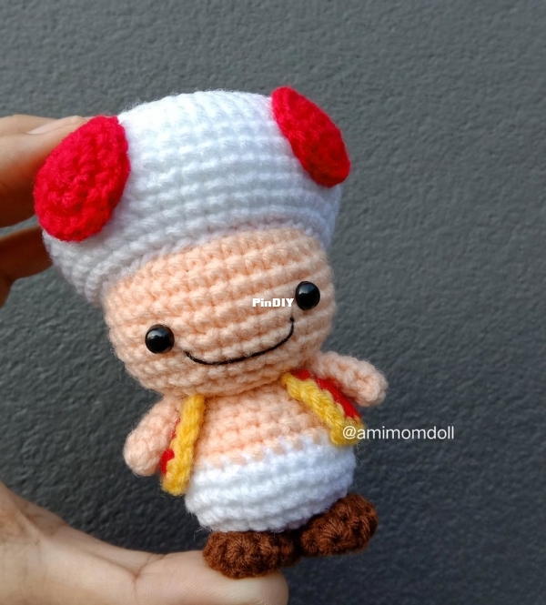 amimomdolls - Toad Mario.jpg