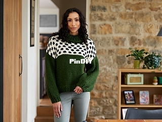 WYS_Retreat_Chunky_Roving_L_Flourish_Rumi_Block_Texture_Jumper_01_H_72_small2.jpg