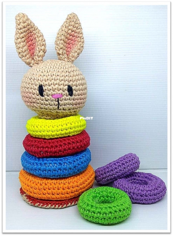 BUNNY_STACKING_TOY_cl.jpg