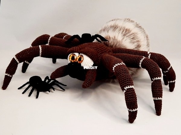 haekelanleitung-spinne-morla-1565528378-600x450.jpg