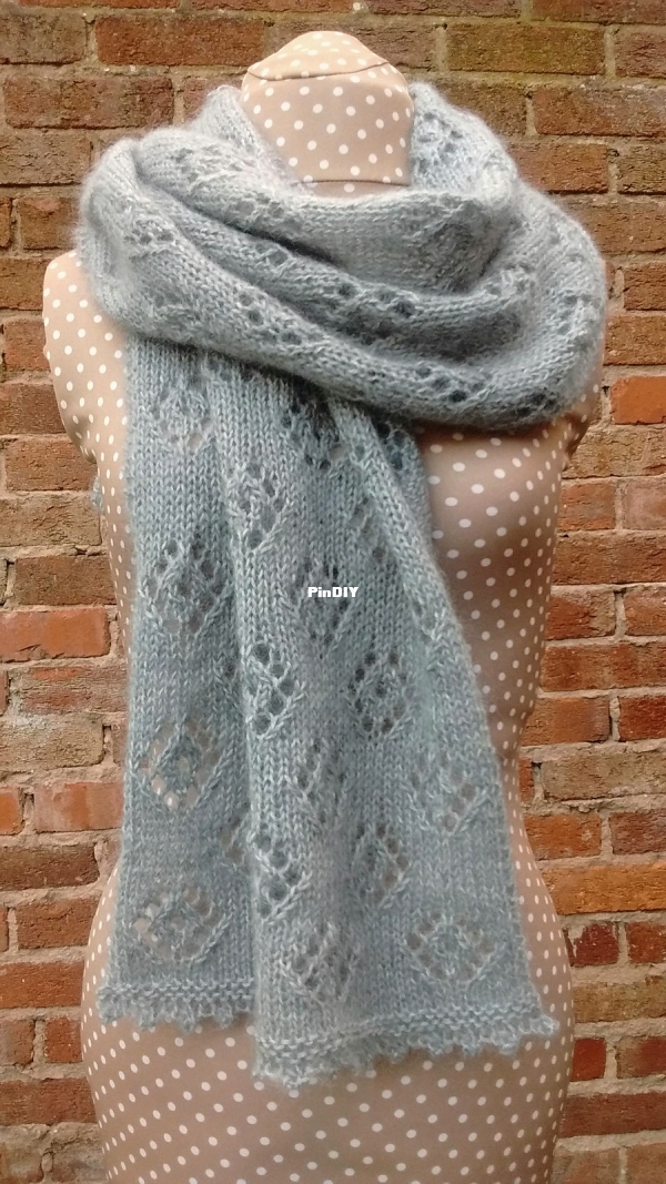 Squirrelish_Knits_-_Dancing_in_the..._scarf.jpg