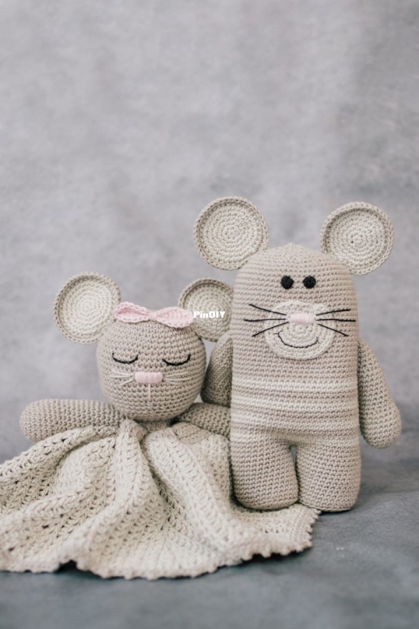 7847 – Mousie Mouse Cuddle Buddie – Toy & Cuddle Blanket