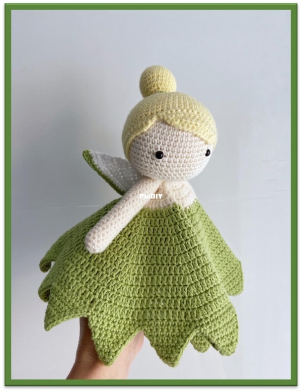 Un Mar de Puntos - Isabel and Maite - Doll lovey blanket - Manta de Apego Tinkerbell - Spanish