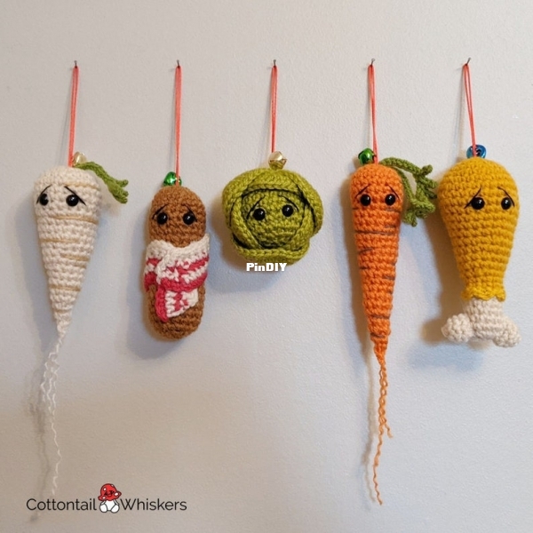 Christmas Dinner Decorations.jpg