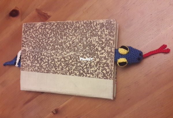 2021 11 04 Snake bookmark (5).jpg