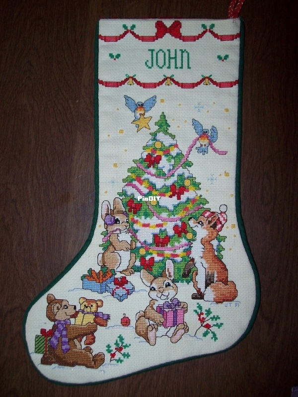 2018 stockings 008.JPG