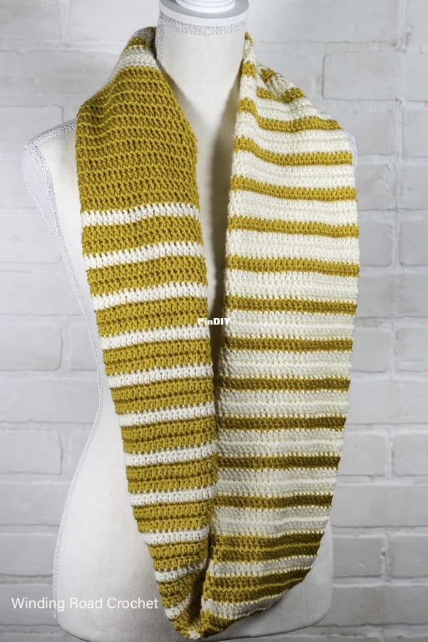 stripedcrochetscarf6.jpg