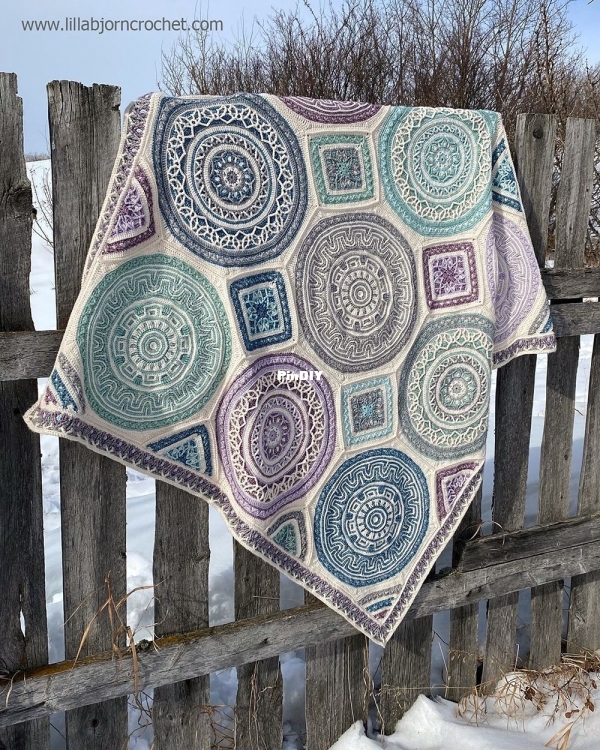 Blog_13_Labyrinth Blanket-Stone-Washed.jpg