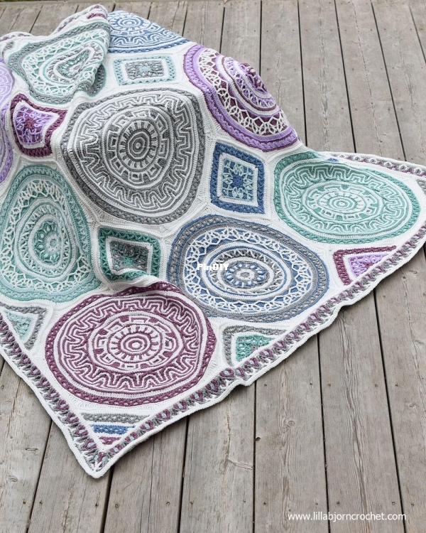 Blog_2_Labyrinth Blanket-Colour-Crafter-27.jpg