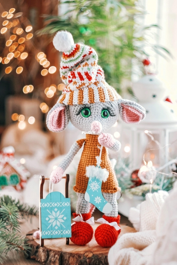 Natalli Niv - Natalia Konivchenko - Mouse & His Friend Snowman - English