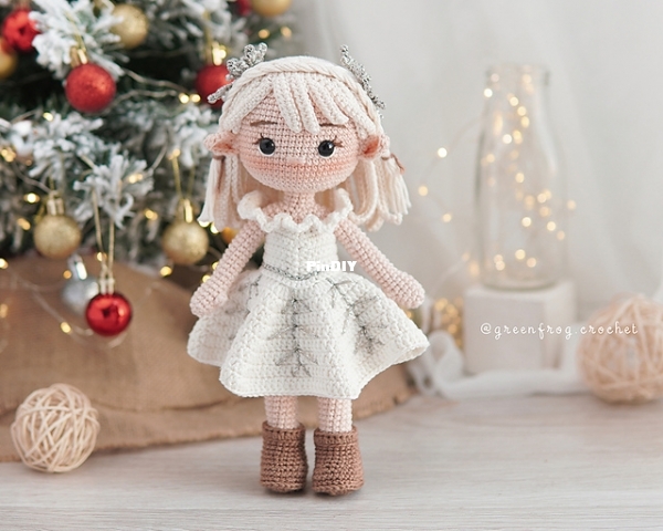 Green Frog Crochet - Snowflake Elf.jpg