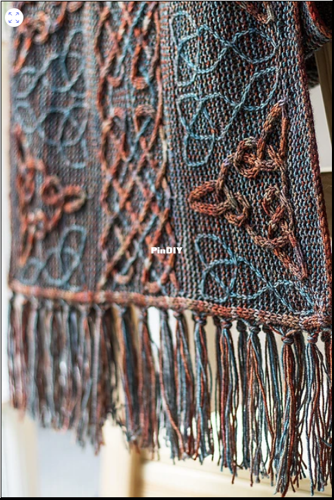 Lindisfarne pattern by Lucy Hague.png