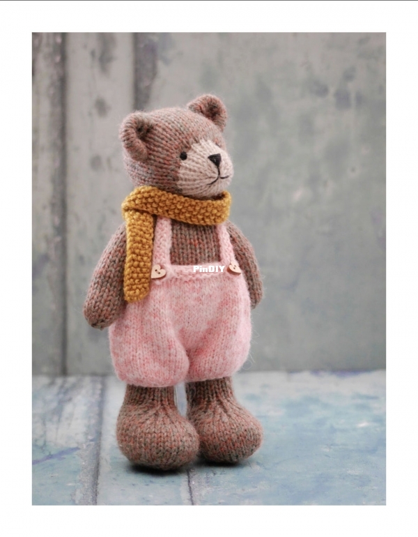 Little Tearoom Bears  Mary Jane&#039;s Tearoom M1 Susan Hickson.jpg