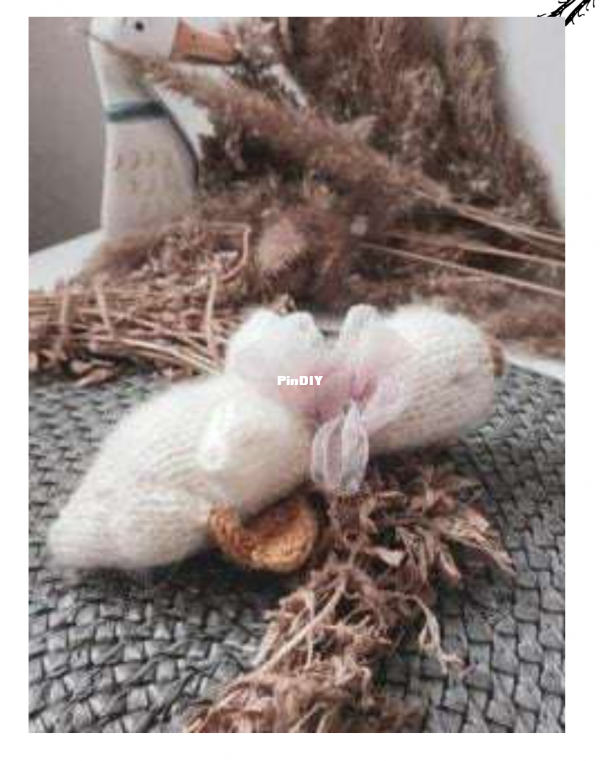 Forest Knitting Toys - Irina Terzi - Tiny Goose.png
