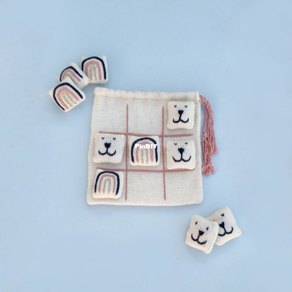 Tic Tac Toe Game Free Knitting Pattern by Luciana Etchechoury
