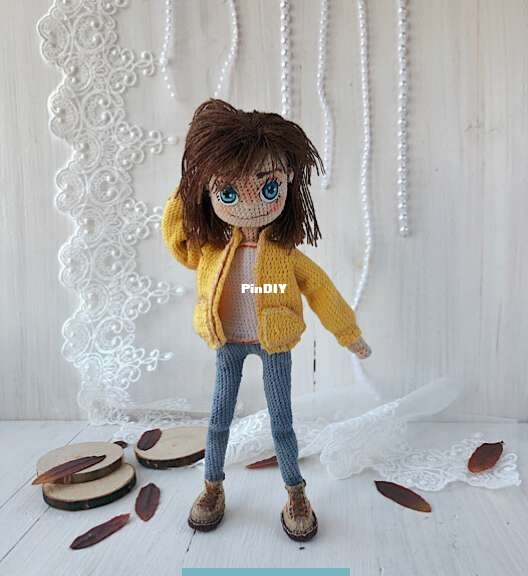 Michi Dolls - Marina Michi - - Doll Linda - Spanish.jpg