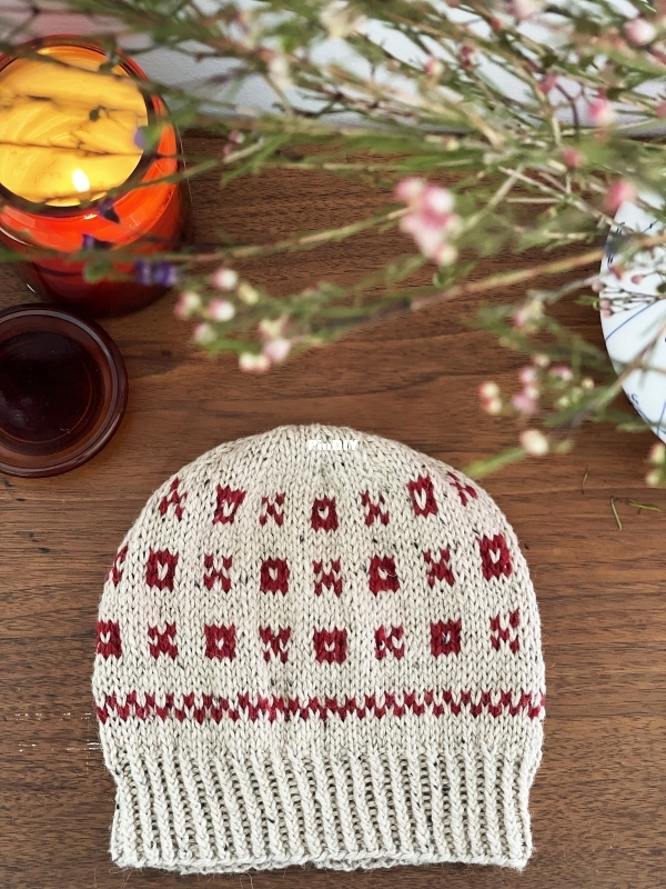 snow_flower_hat_1.jpg
