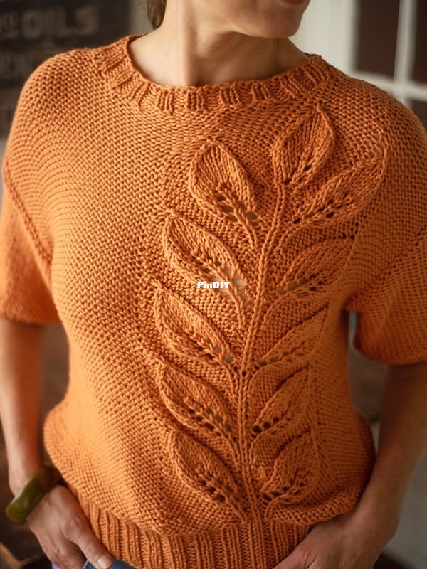 Asclepias Motif Sweater3.jpg