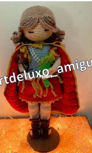Art de Luxo Amigurumi - Rosi Guimarães - Santo Expedito - Portuguese.jpg