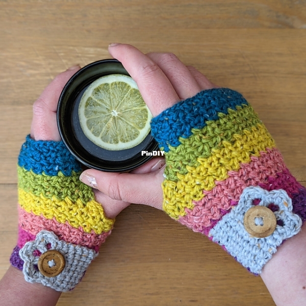Look At What I Made - Dedri Uys - Buddy Wrist Warmers_01.jpg