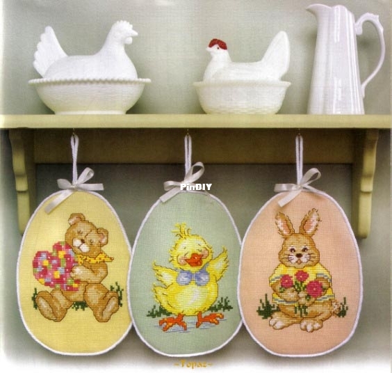 Ursula Michael - Easter Critters - Bear, Bunny, Chick TCS 4&#039;06.jpg