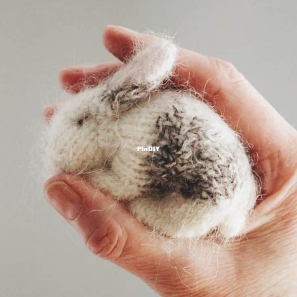 tiny-bunny-knitting-pattern.jpg