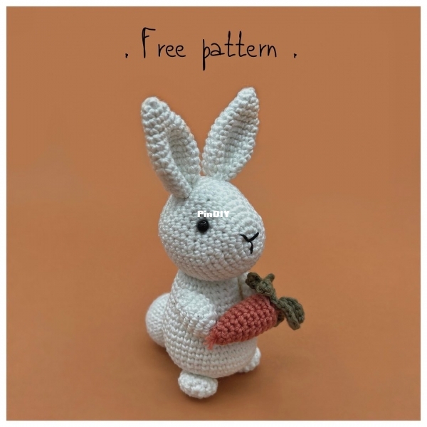 Les Mailles du Rocher Henri the Rabbit 1.jpg