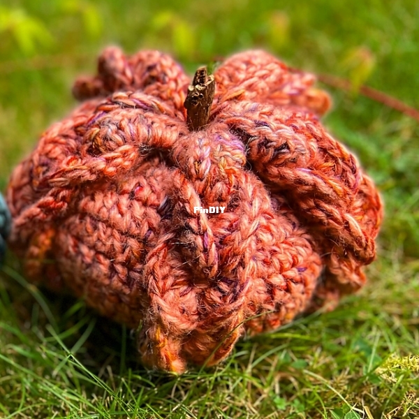 Sunbird Crochet - Claudia Dingle - Magic crochet Gourd.jpeg